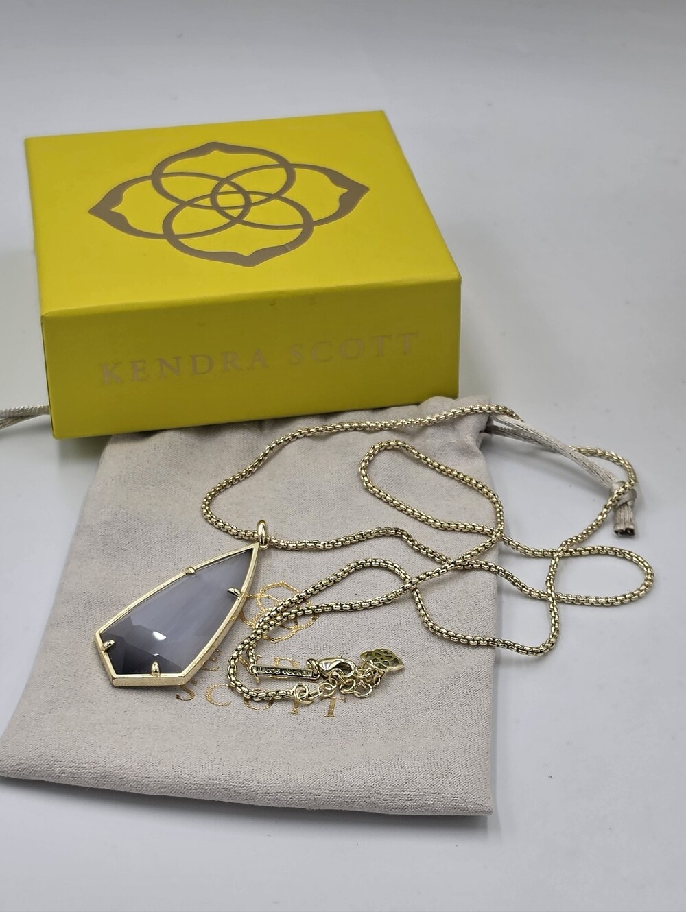 Kendra Scott Carole Gold Necklace with Faceted Gray Pendant